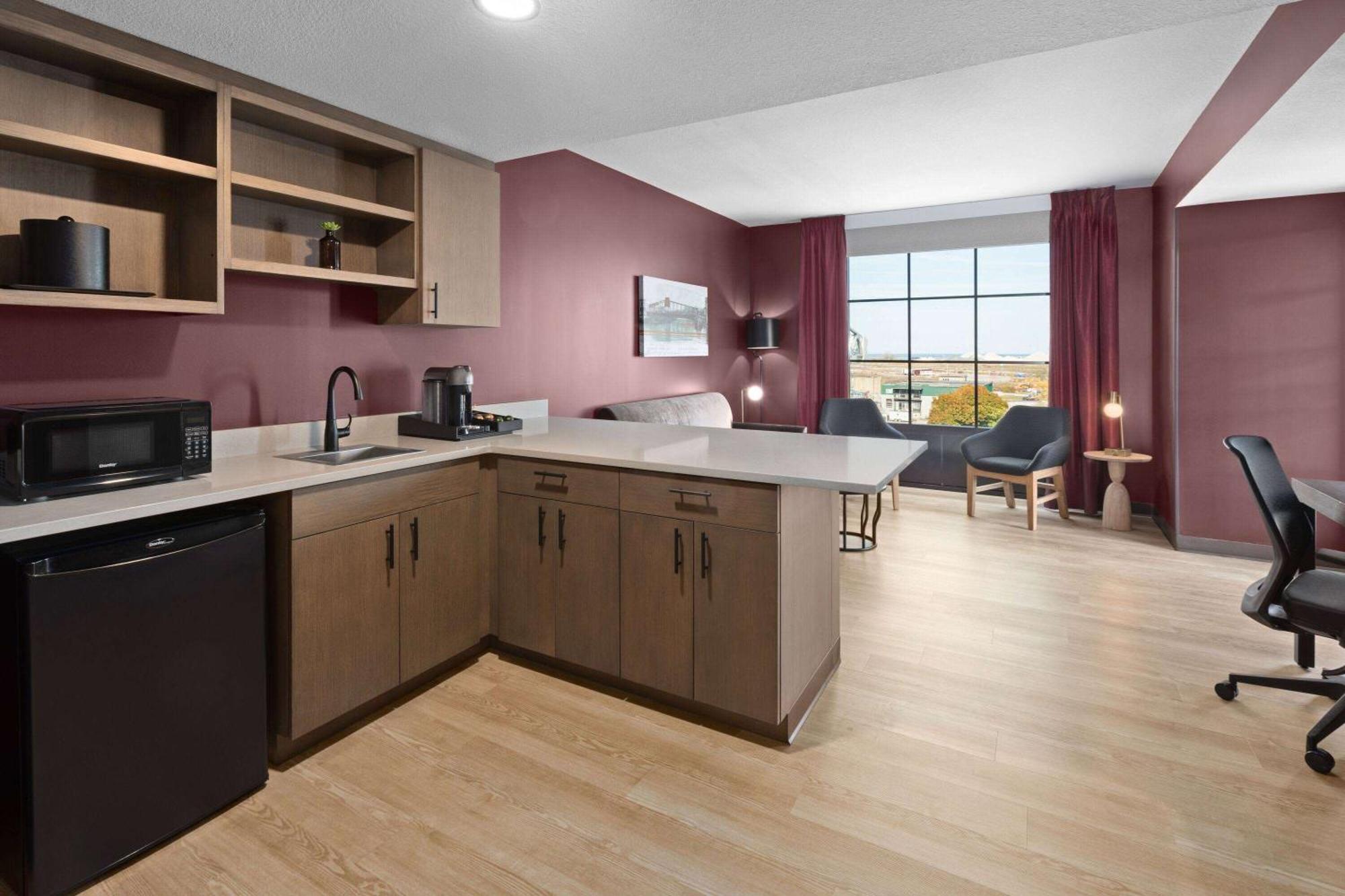 Riverbend Hotel And Suites, Trademark Collection By Wyndham アシュタビューラ エクステリア 写真