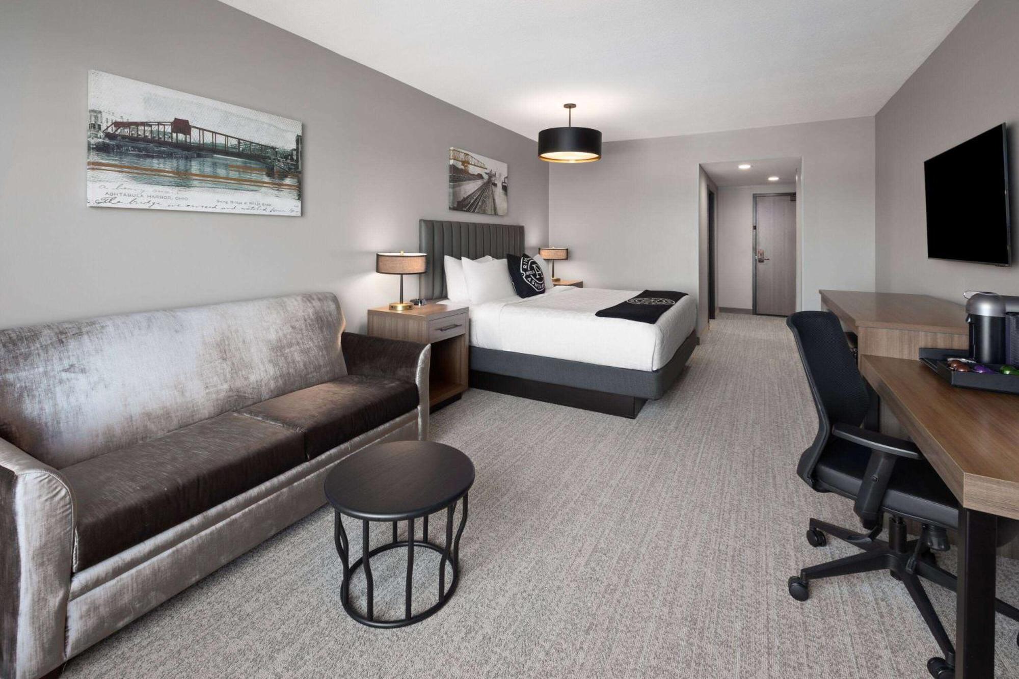 Riverbend Hotel And Suites, Trademark Collection By Wyndham アシュタビューラ エクステリア 写真