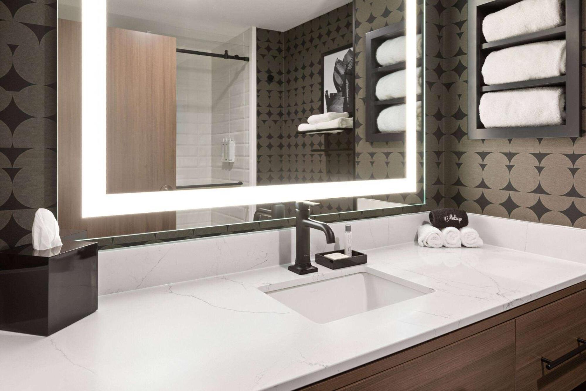 Riverbend Hotel And Suites, Trademark Collection By Wyndham アシュタビューラ エクステリア 写真